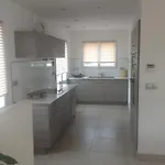 Nyaraló A Avec Piscine Privee *
